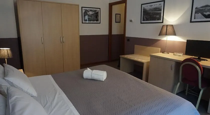 Hotel Europa Palermo 3*,