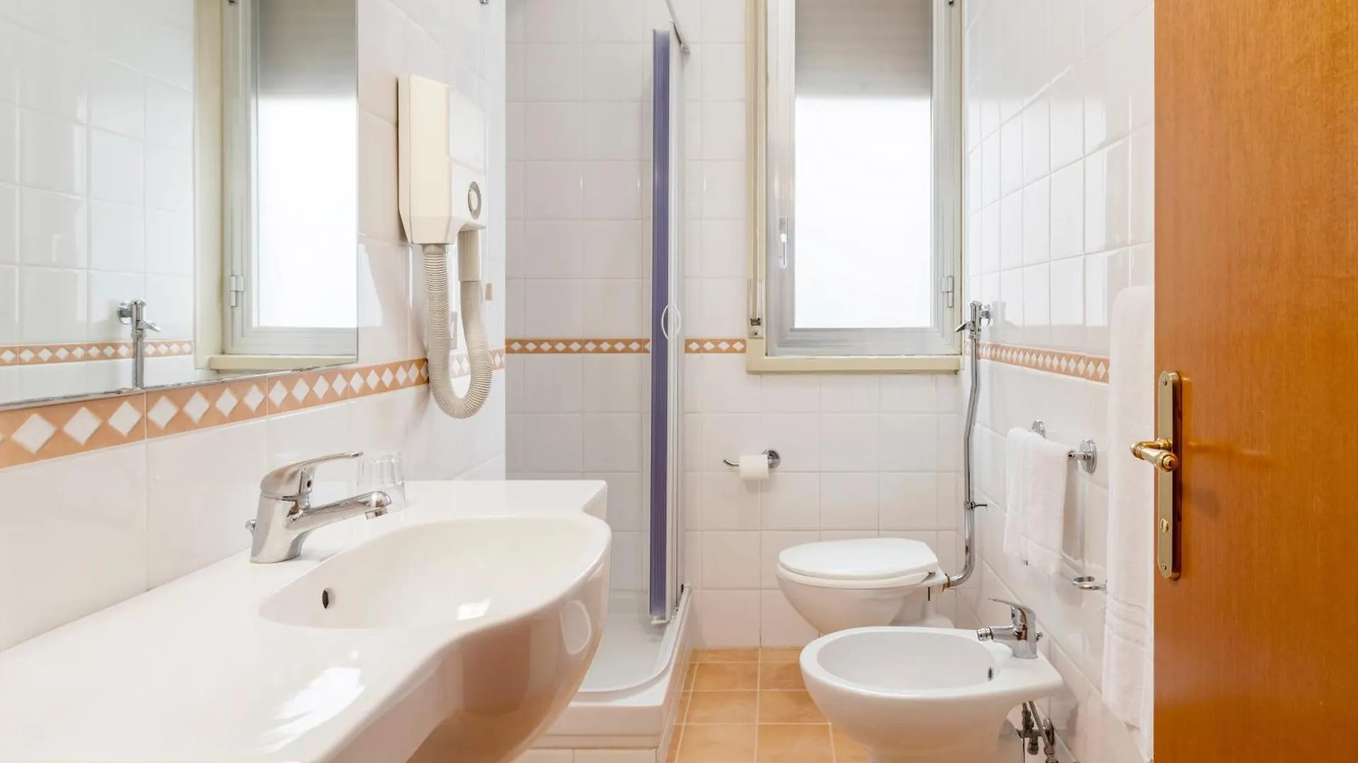 Hotel Europa Palermo 3*,