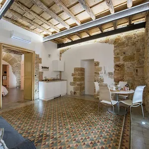 https://stylish-house-in-front-of-casa-professa.sicilyhotelsitaly.net