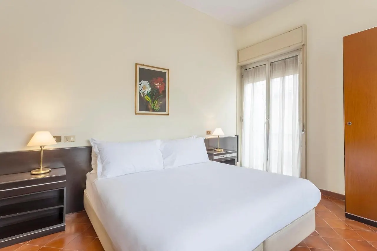 Crisol Europa Hotel Palermo 3*,