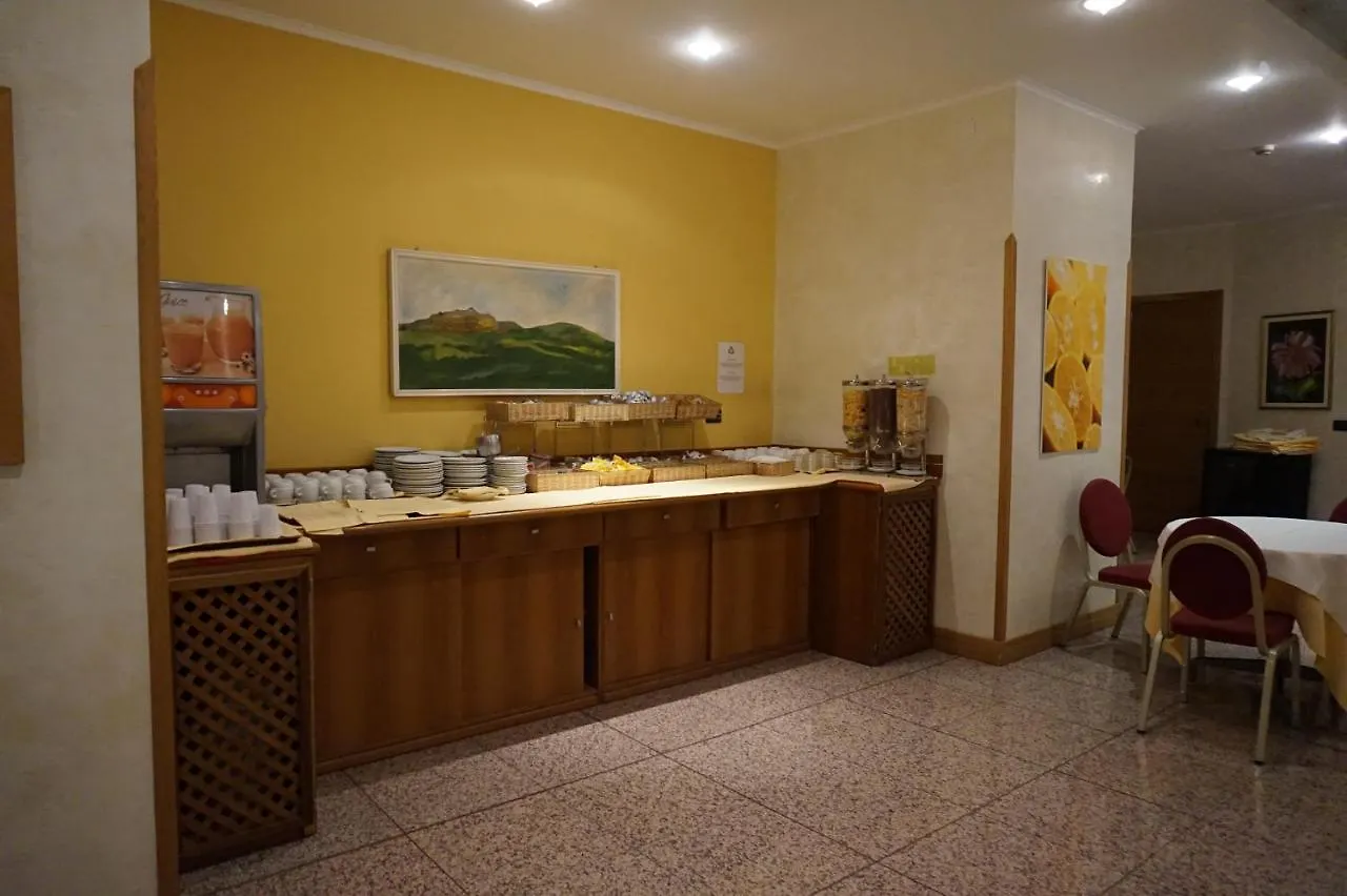 Crisol Europa Hotel Palermo