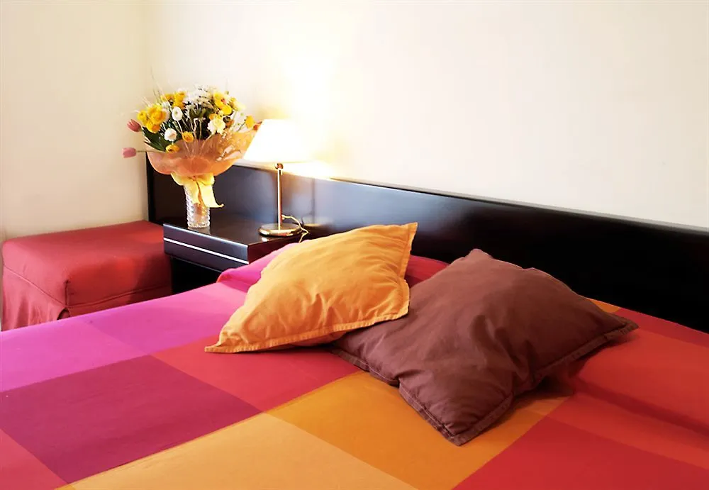***  Crisol Europa Hotel Palermo Italy