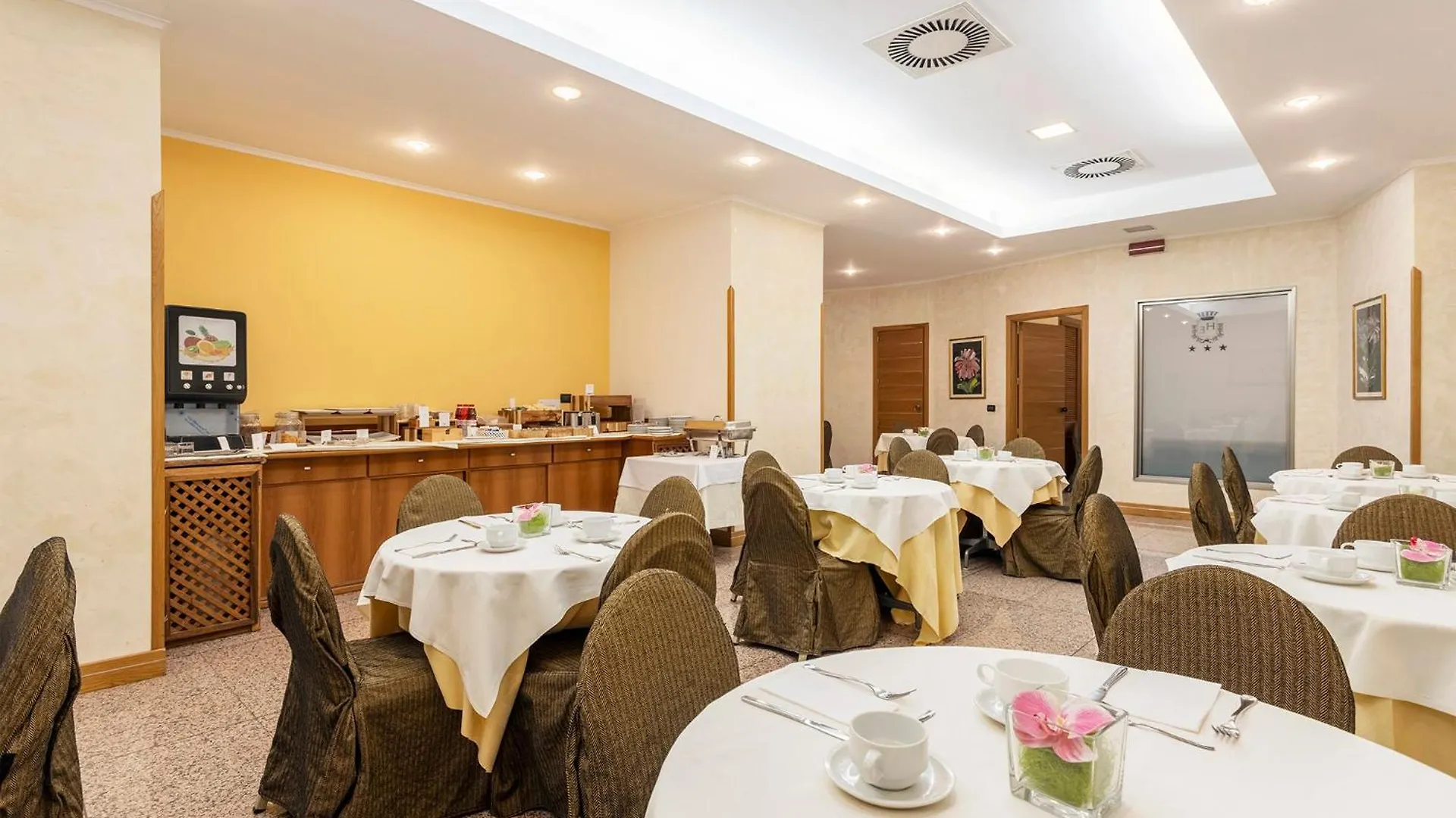 Crisol Europa Hotel Palermo 3*,